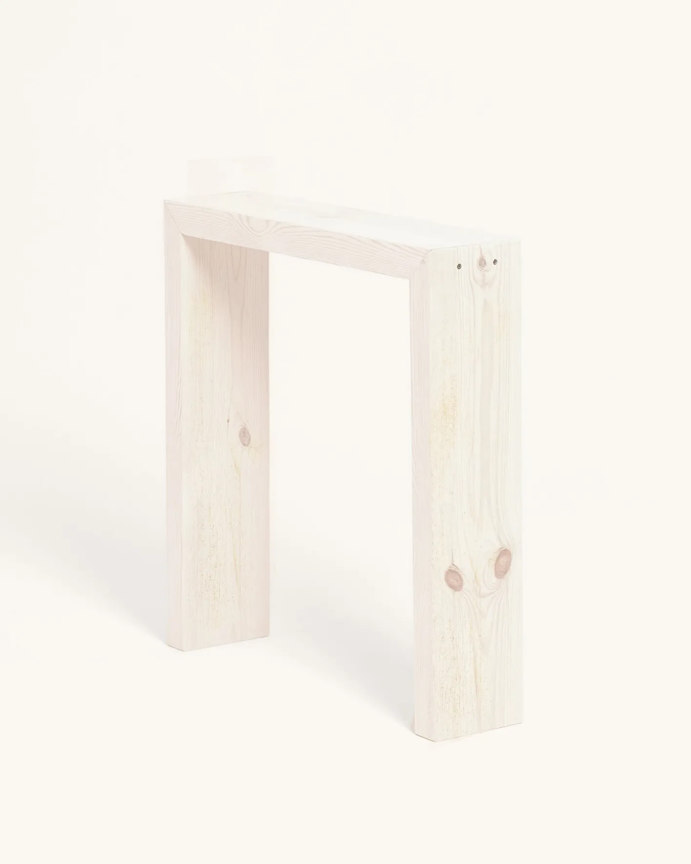 Discount Hannun Console Leiza
