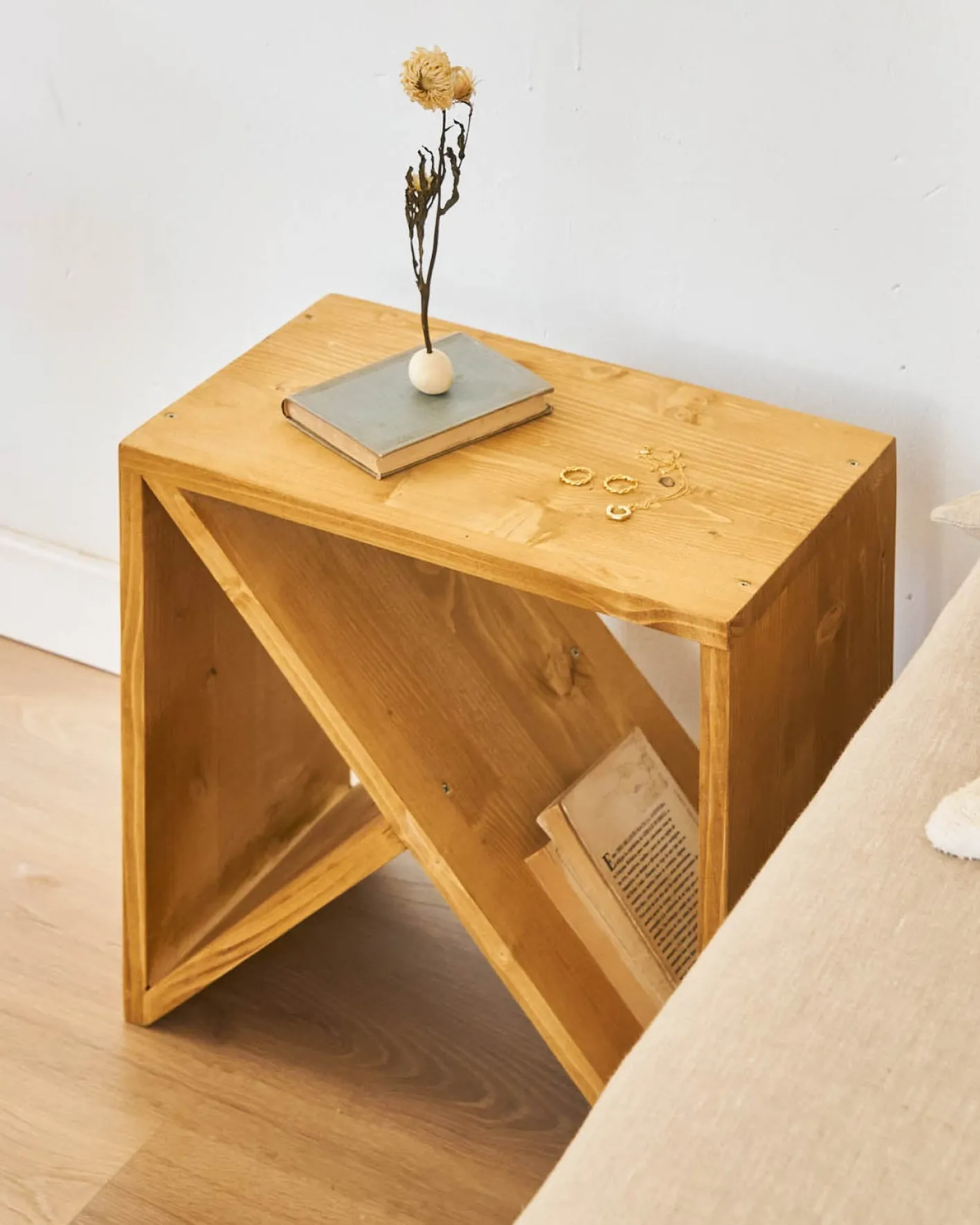 Online Hannun Table de chevet Lebi