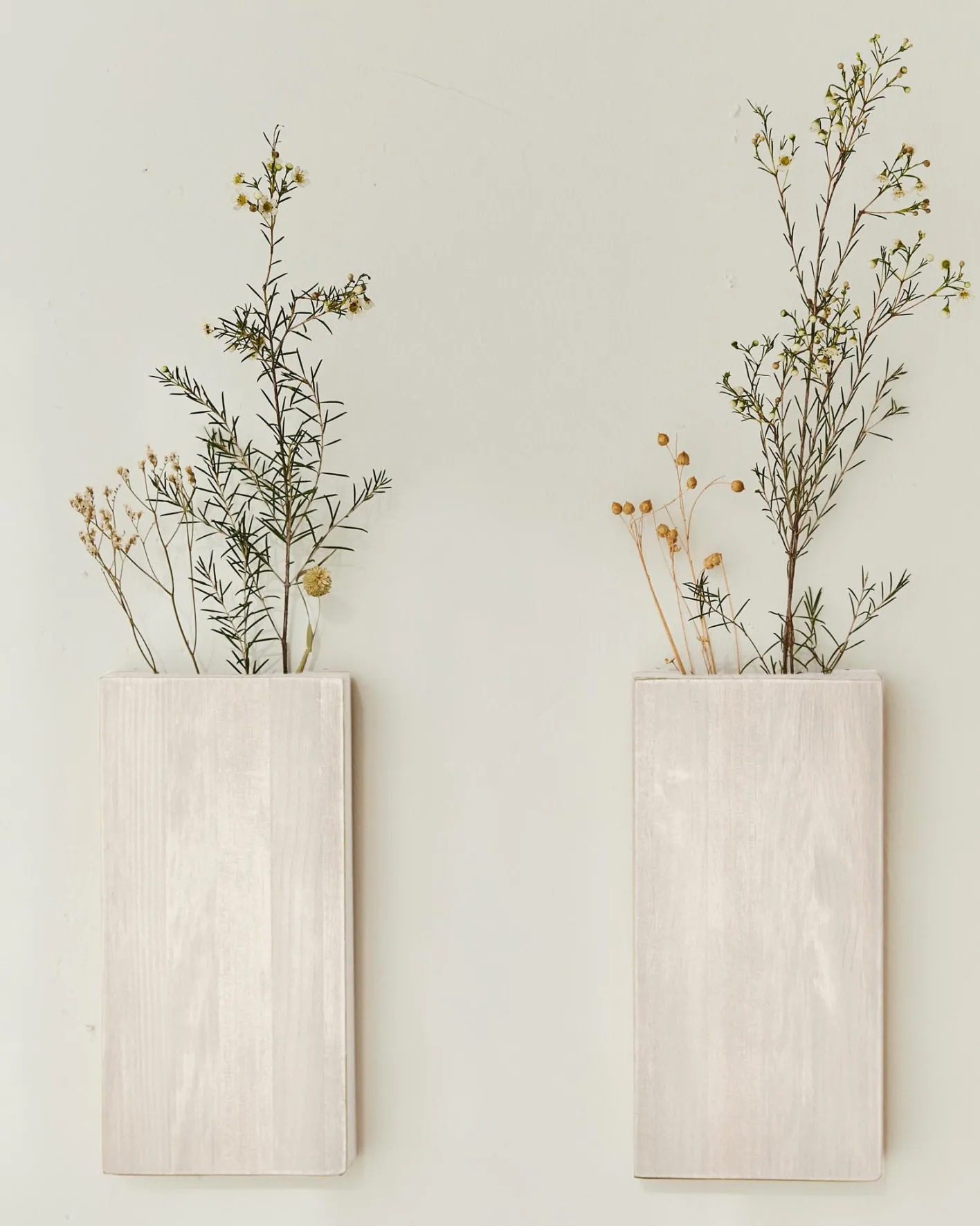 New Hannun Vase mural Koen