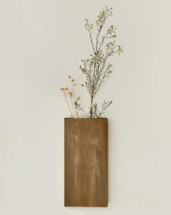 New Hannun Vase mural Koen